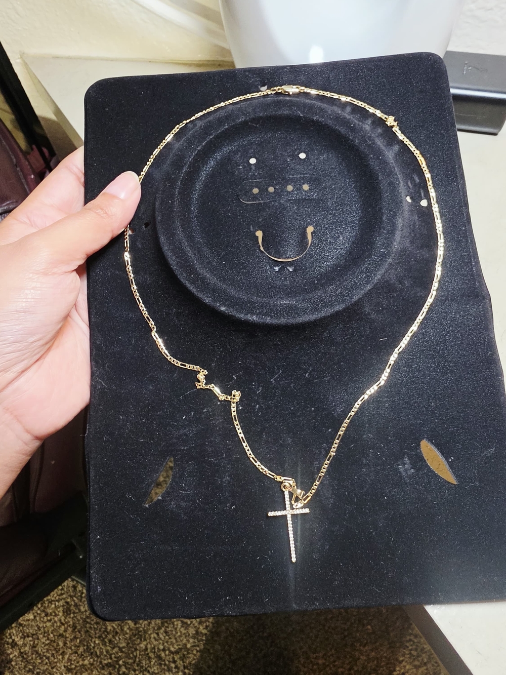 Cadena Larga Con Dije De Cruz De Buena Calidad